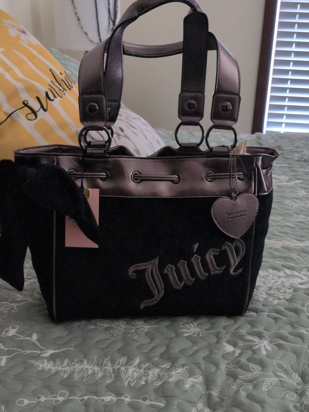 Juicy Couture Vintage Dreams Tote Bag